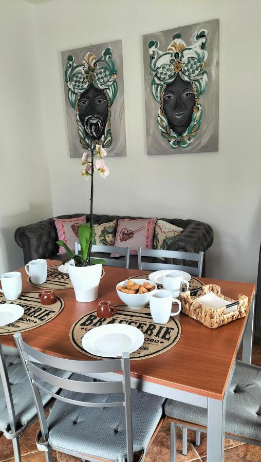 Home La Palmetta Campofelice Di Roccella Εξωτερικό φωτογραφία