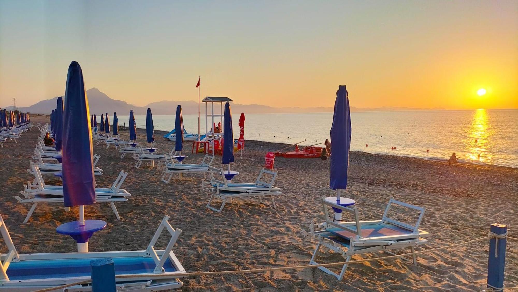 Home La Palmetta Campofelice Di Roccella Εξωτερικό φωτογραφία